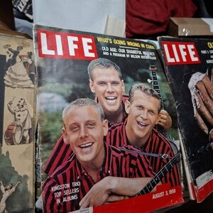 Vintage LIFE Magazines